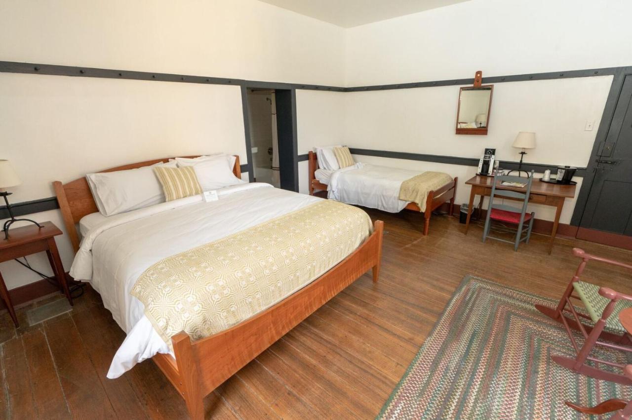 Harrodsburg Shaker Village Of Pleasant Hill מראה חיצוני תמונה