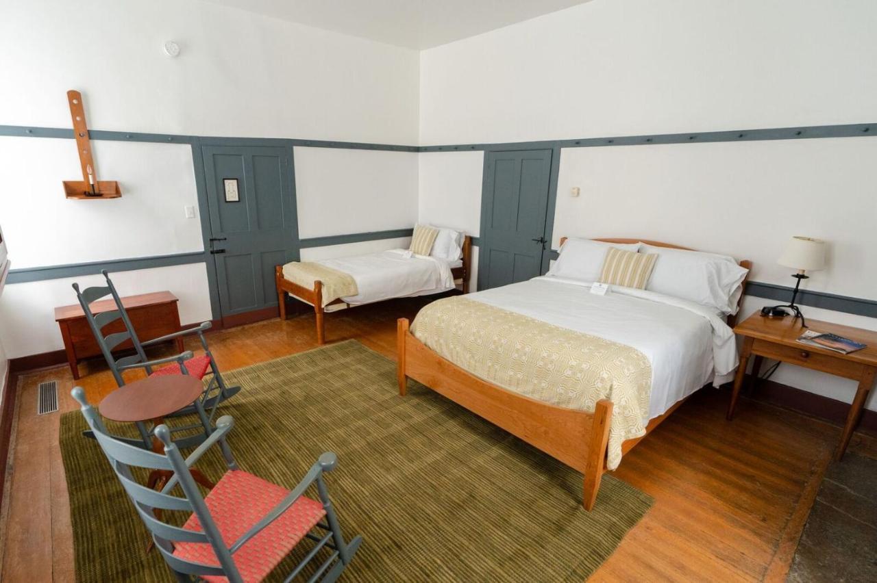 Harrodsburg Shaker Village Of Pleasant Hill מראה חיצוני תמונה