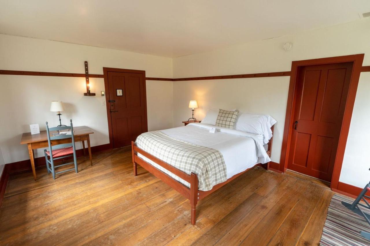 Harrodsburg Shaker Village Of Pleasant Hill מראה חיצוני תמונה